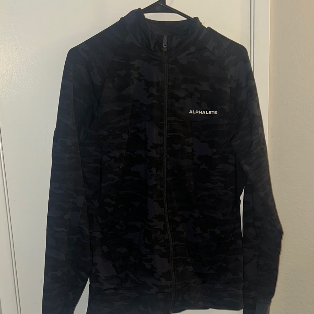 Alphalete Dark Camo Zip-Up Jacket